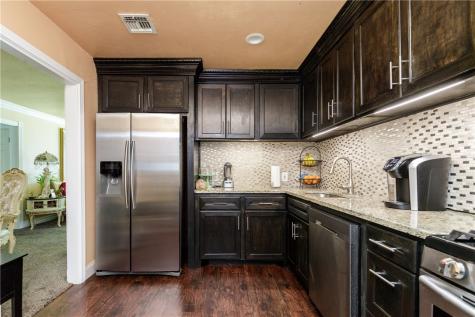 4002 Willow Street Corpus Christi TX 78411