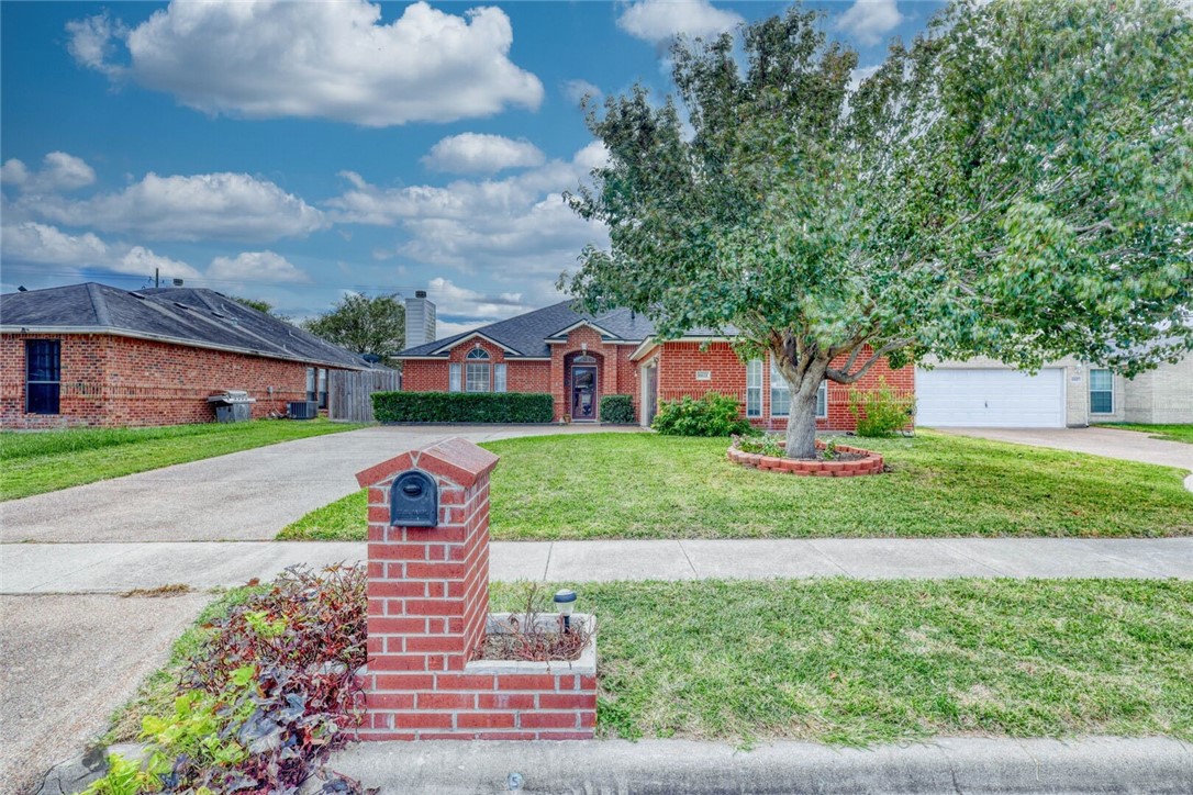 6621 La Bianca Drive Corpus Christi TX 78414