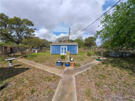 324 S 8th Street Aransas Pass TX 78336