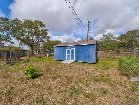 324 S 8th Street Aransas Pass TX 78336