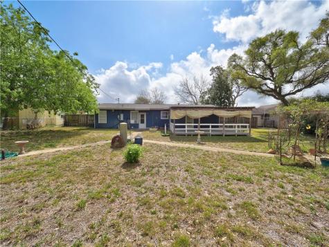 324 S 8th Street Aransas Pass TX 78336