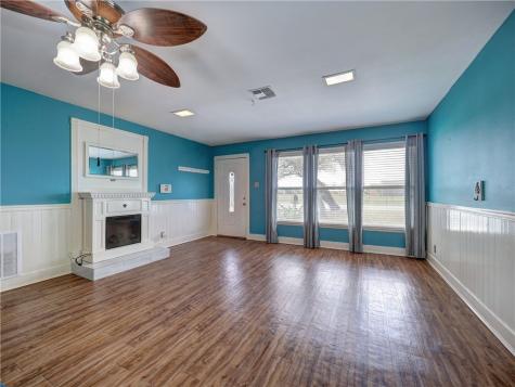 324 S 8th Street Aransas Pass TX 78336