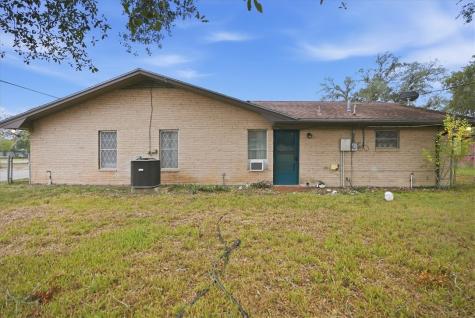 1000 Austin Street George West TX 78022