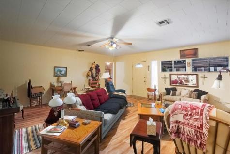 1000 Austin Street George West TX 78022