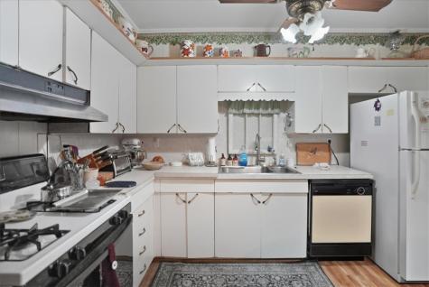 1000 Austin Street George West TX 78022