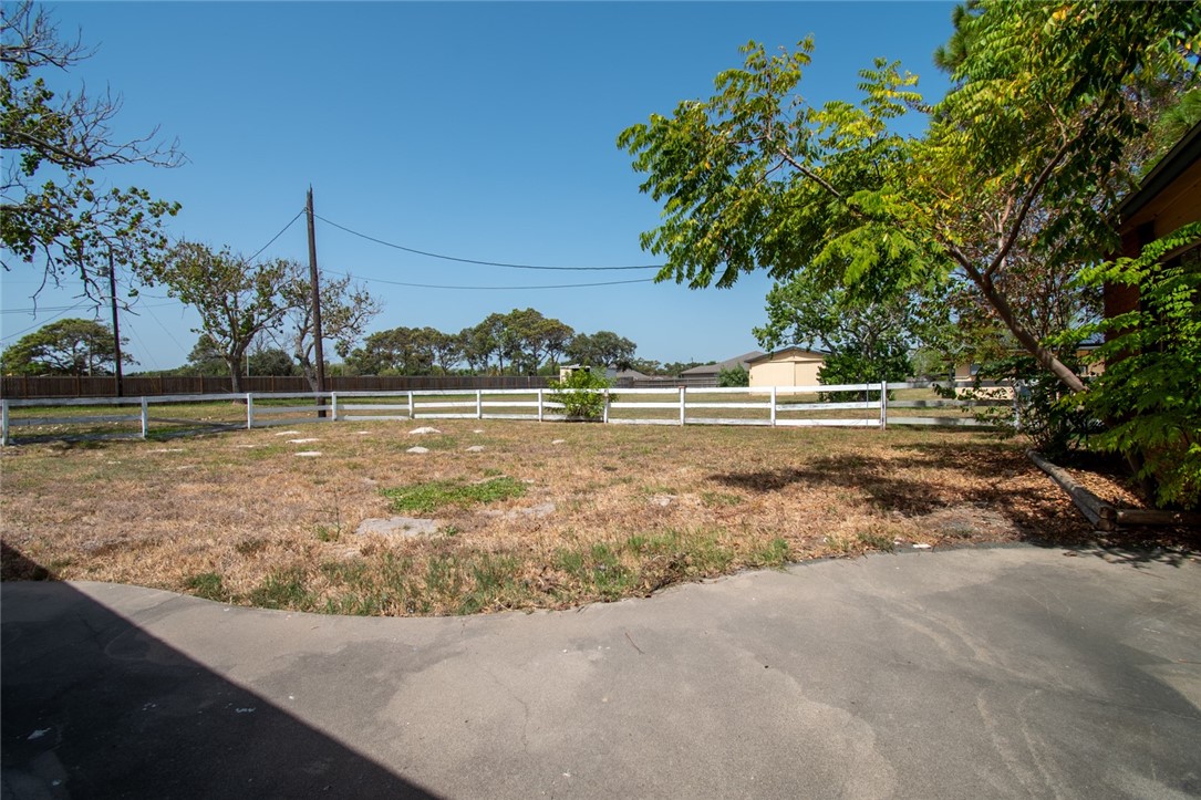 488 Caribbean Drive Corpus Christi TX 78418
