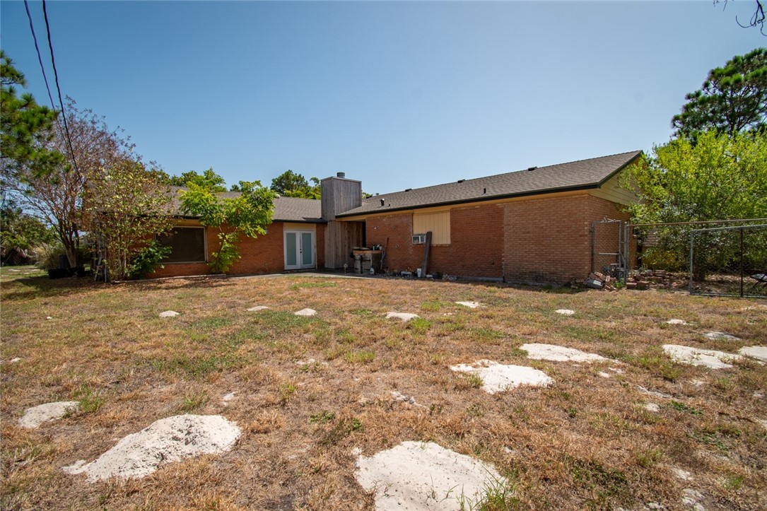 488 Caribbean Drive Corpus Christi TX 78418