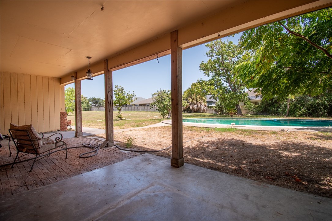 488 Caribbean Drive Corpus Christi TX 78418