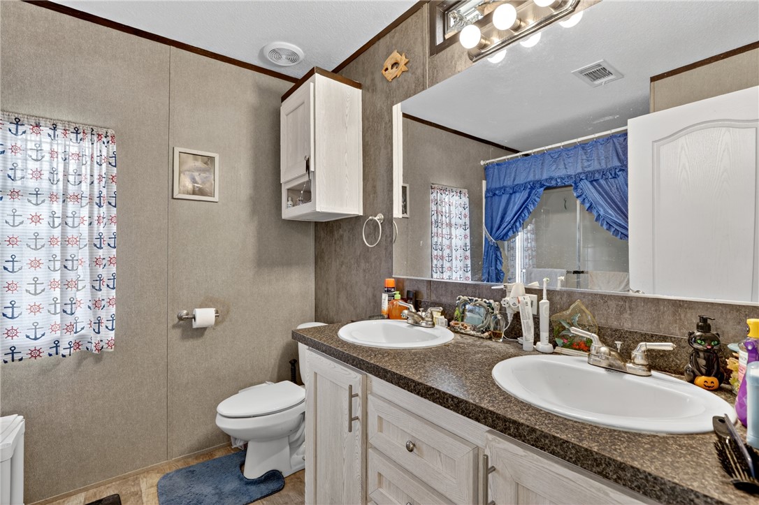 118 Sweet Bay Rockport TX 78382
