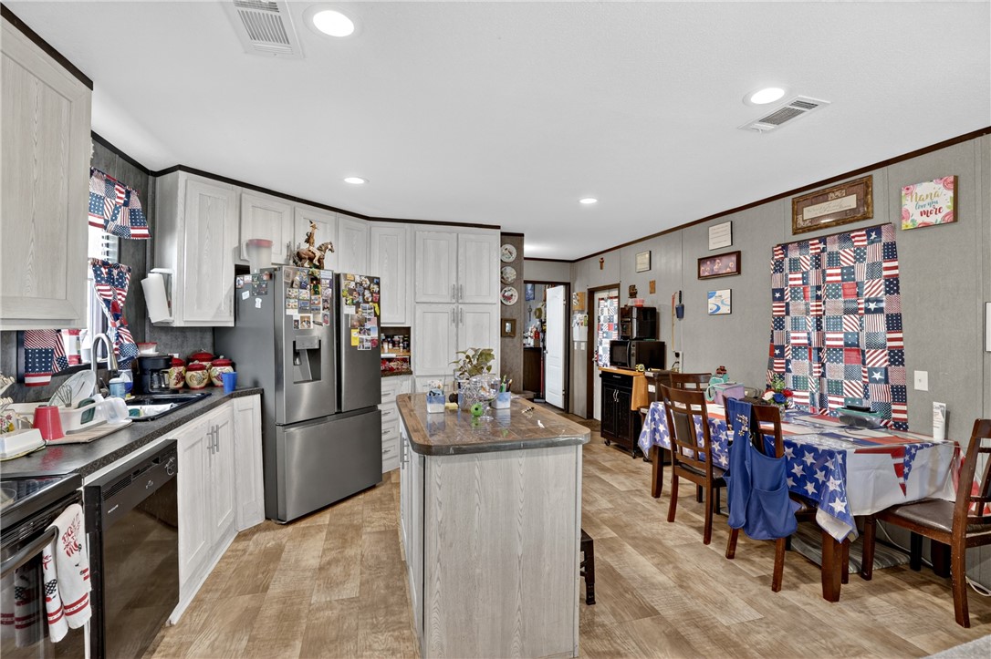118 Sweet Bay Rockport TX 78382