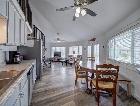 1923 S 11th Street 8 Port Aransas TX 78373