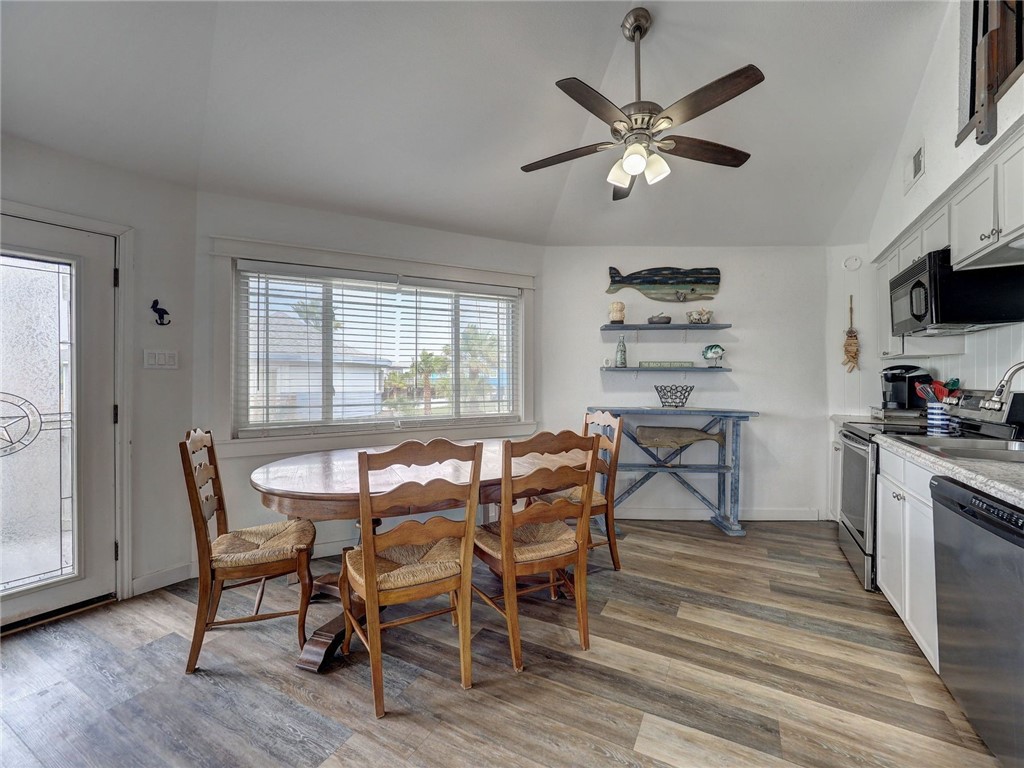 1923 S 11th Street 8 Port Aransas TX 78373