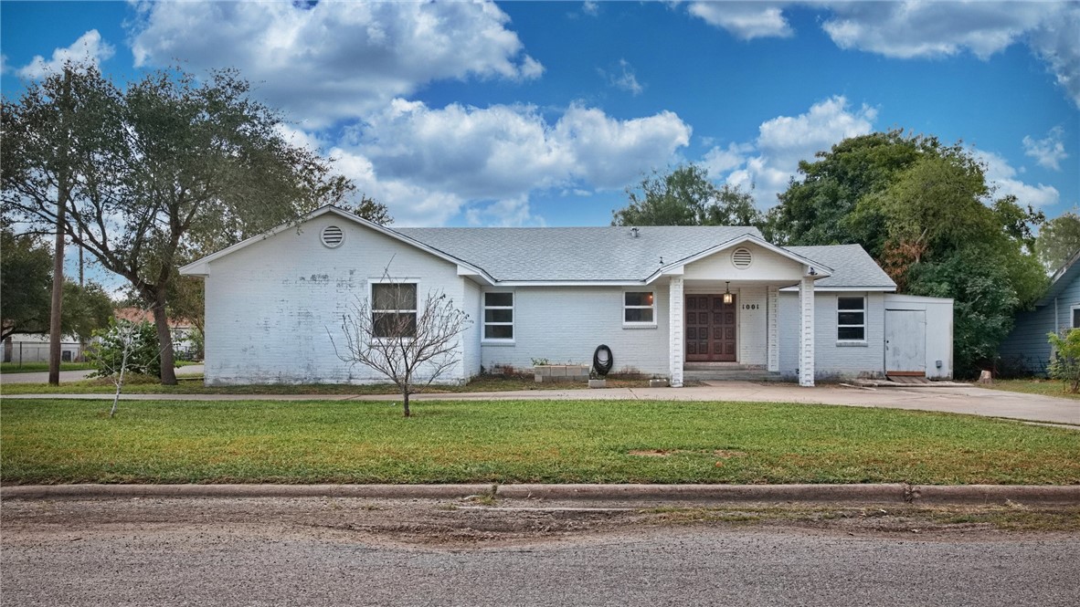 1001 W Yoakum Avenue Kingsville TX 78363