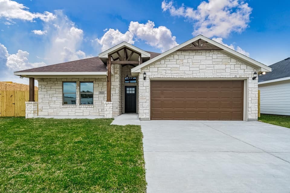 3122 Creek Side Drive Corpus Christi TX 78410