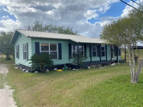 304 W 1st Street Bishop TX 78343