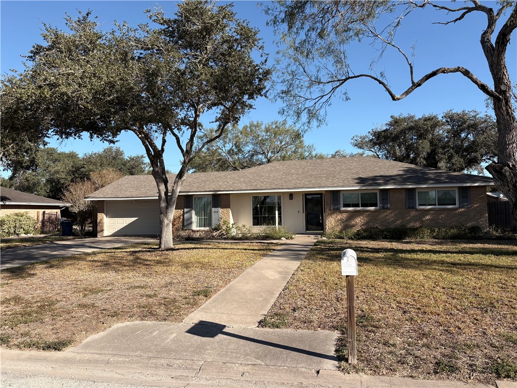 605 E 11th Street Bishop TX 78343