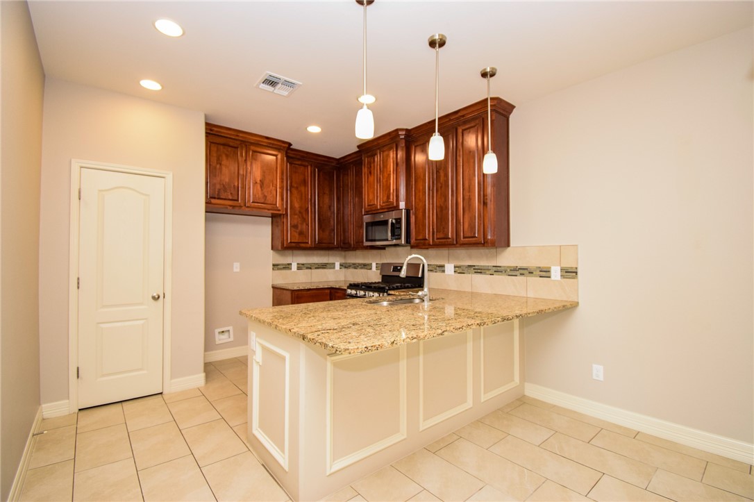 7433 Castille Court Corpus Christi TX 78414