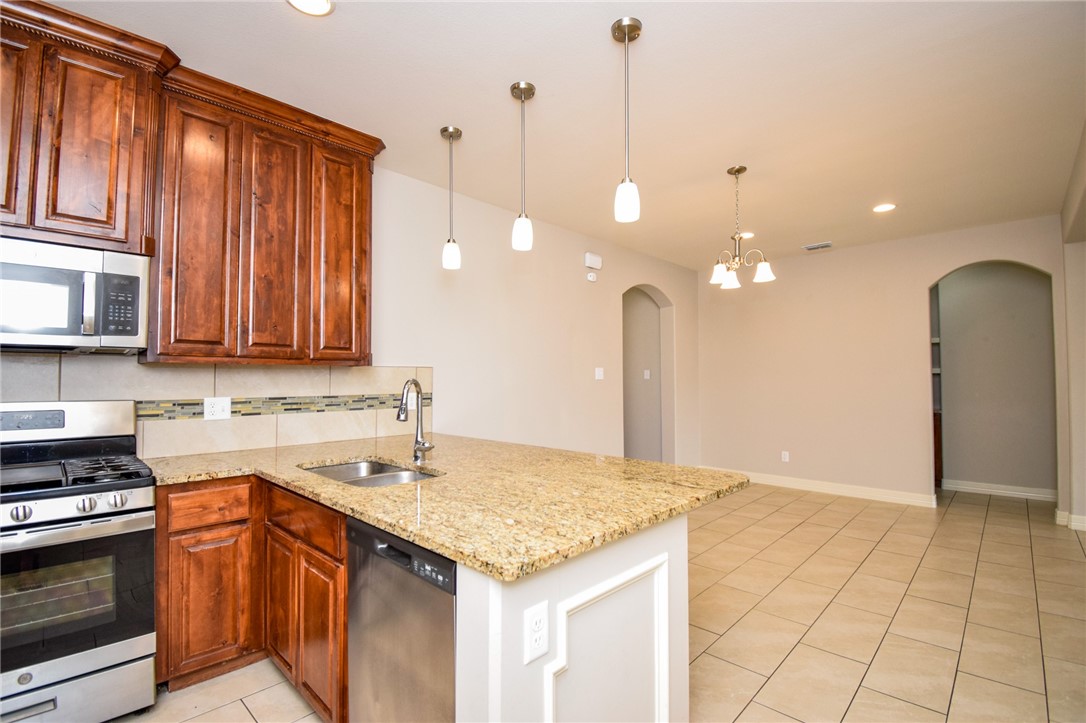 7433 Castille Court Corpus Christi TX 78414