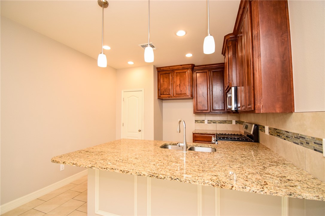 7433 Castille Court Corpus Christi TX 78414