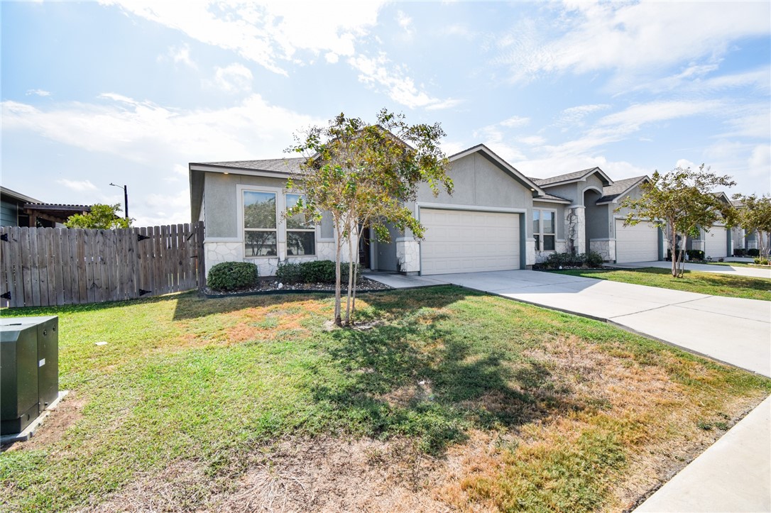 7433 Castille Court Corpus Christi TX 78414