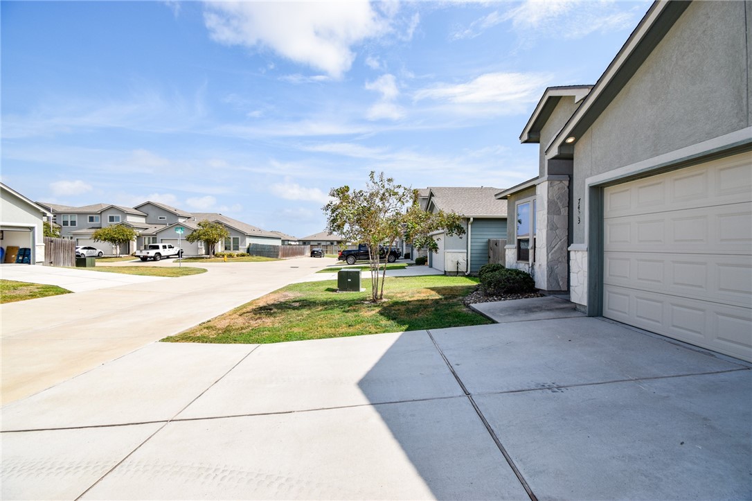 7433 Castille Court Corpus Christi TX 78414