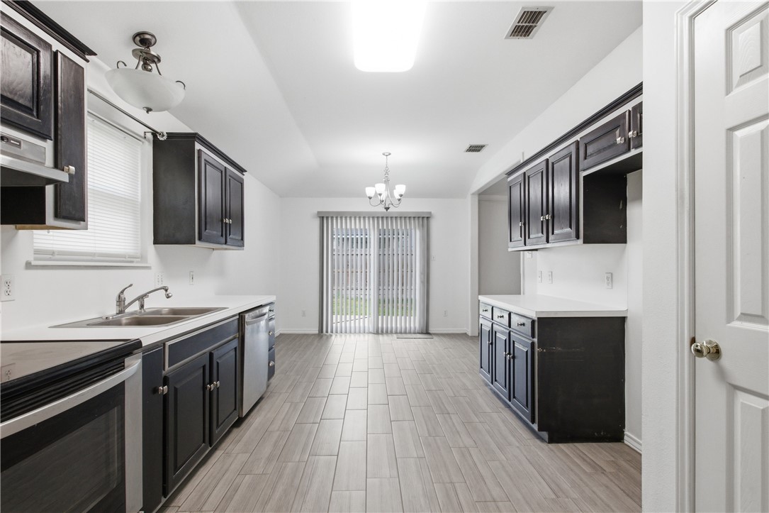 4910 Lake Livingston Drive Corpus Christi TX 78413