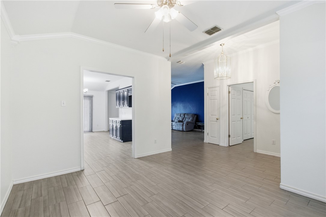 4910 Lake Livingston Drive Corpus Christi TX 78413