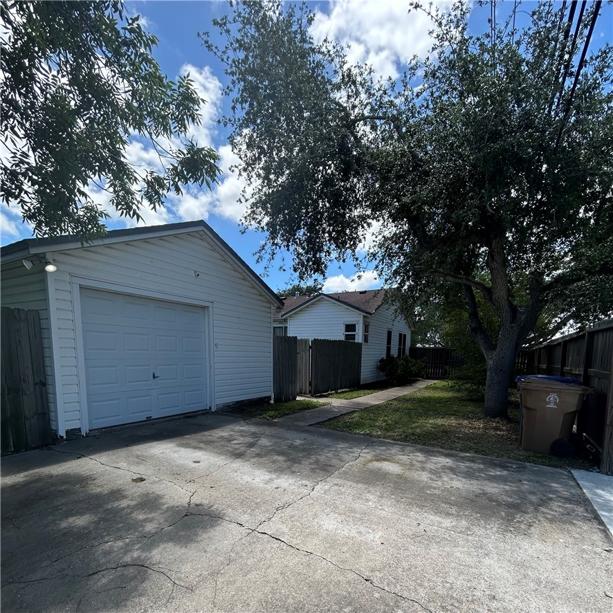 4902 Hakel Corpus Christi TX 78415