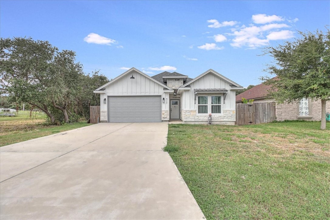 912 S 10th Street Aransas Pass TX 78336