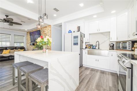 2774 Dallas Avenue Ingleside TX 78362
