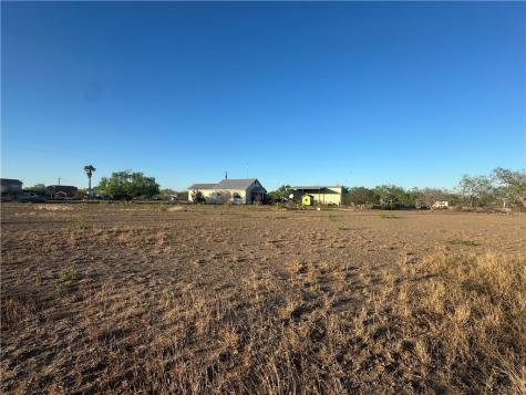 139 Fm 1545 Three Rivers TX 78071
