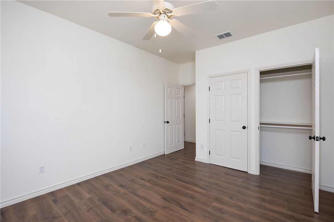 6653 Downing Street 12 Corpus Christi TX 78414