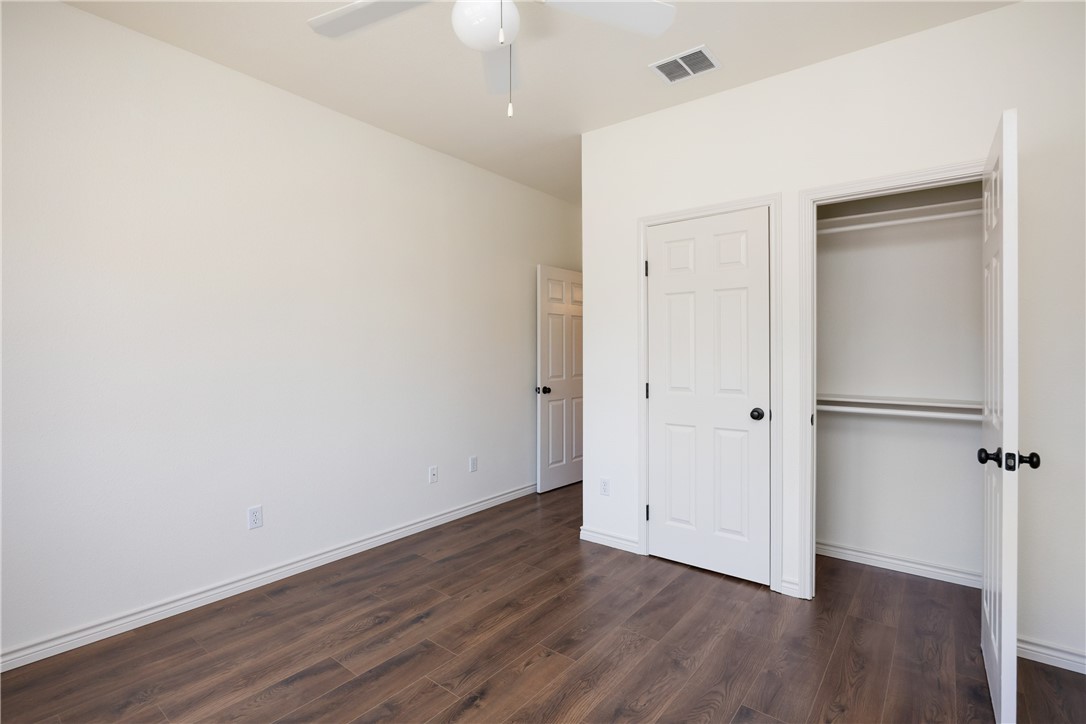 6653 Downing Street 12 Corpus Christi TX 78414