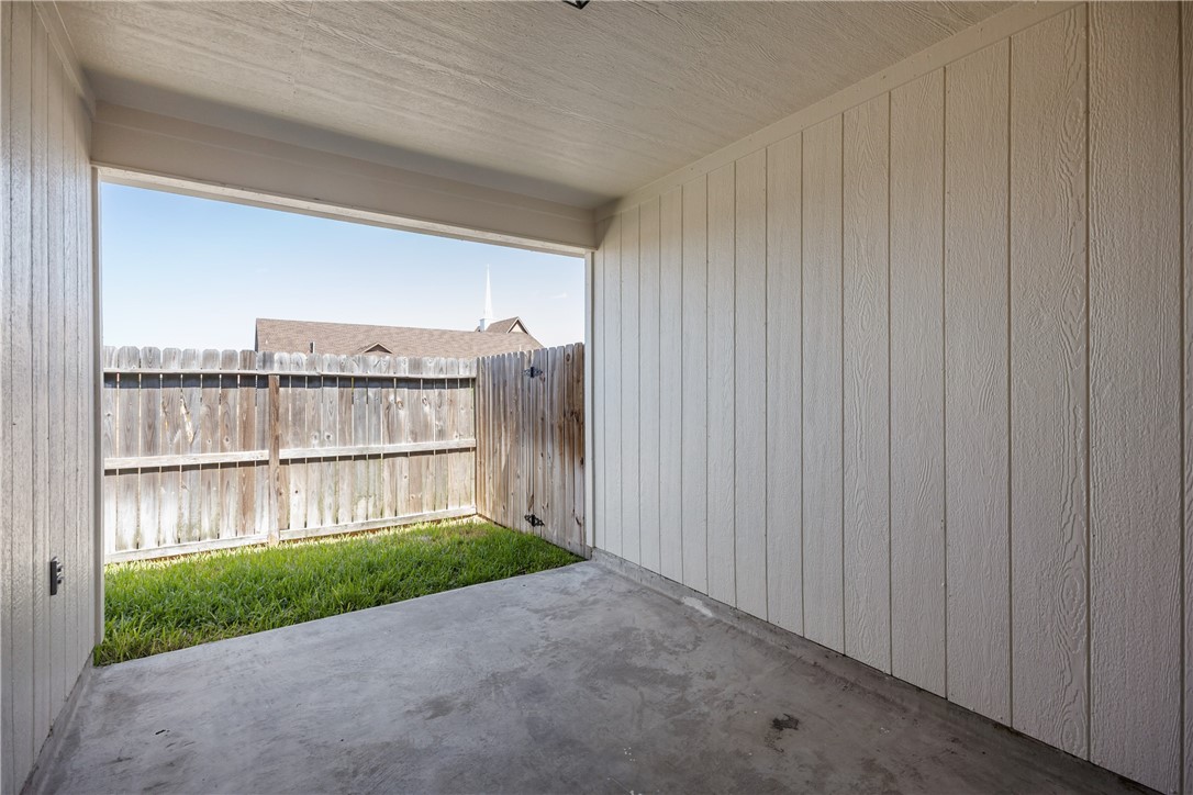 6653 Downing Street 12 Corpus Christi TX 78414