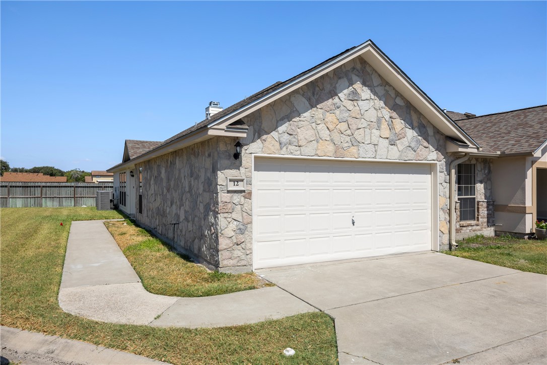 6653 Downing Street 12 Corpus Christi TX 78414