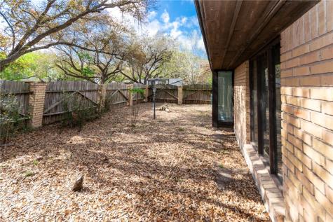 743 Retama Avenue Taft TX 78390