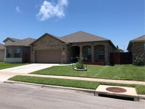 1020 Pasadena Street Portland TX 78374
