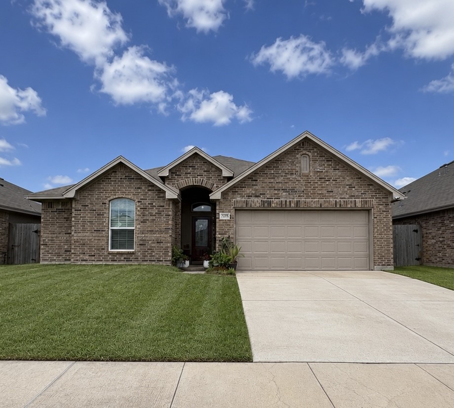 2905 Besterio Drive Corpus Christi TX 78415