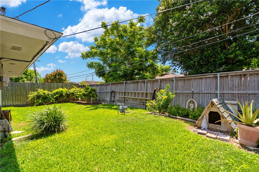 750 Burkshire Drive Corpus Christi TX 78412