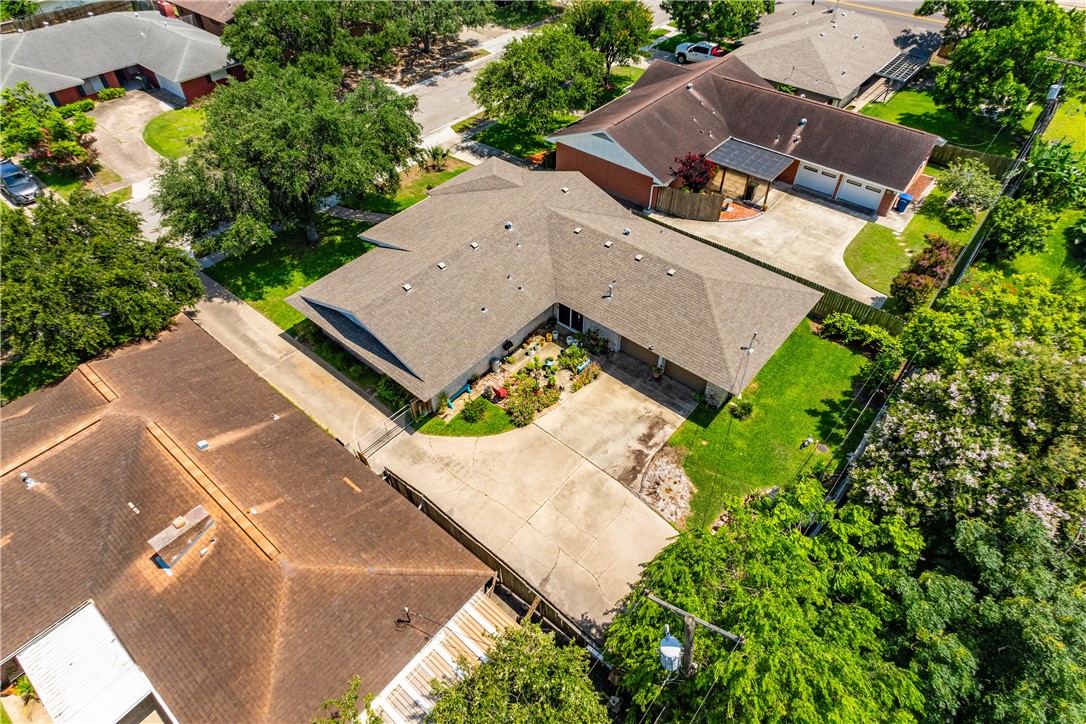 750 Burkshire Drive Corpus Christi TX 78412