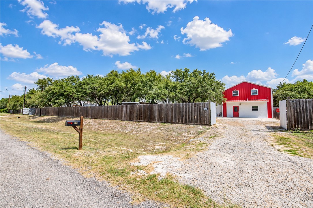 1312 N Verne Street Rockport TX 78382