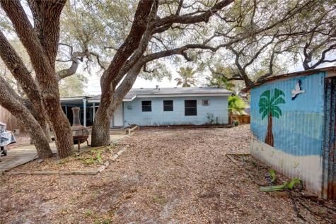 713 N Kossuth Street Rockport TX 78382