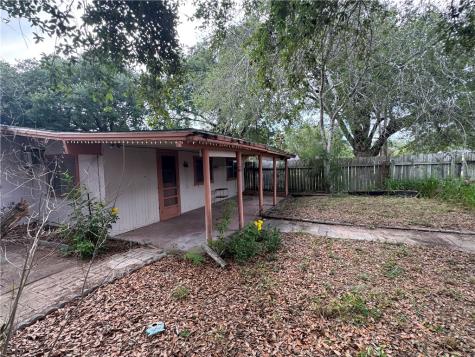 409 Taylor Falfurrias TX 78355