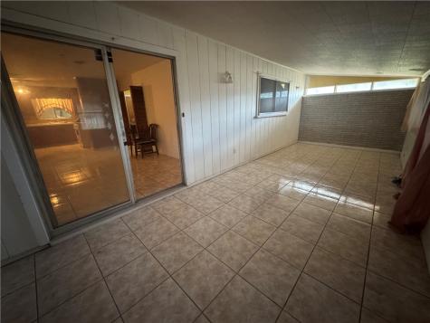 409 Taylor Falfurrias TX 78355