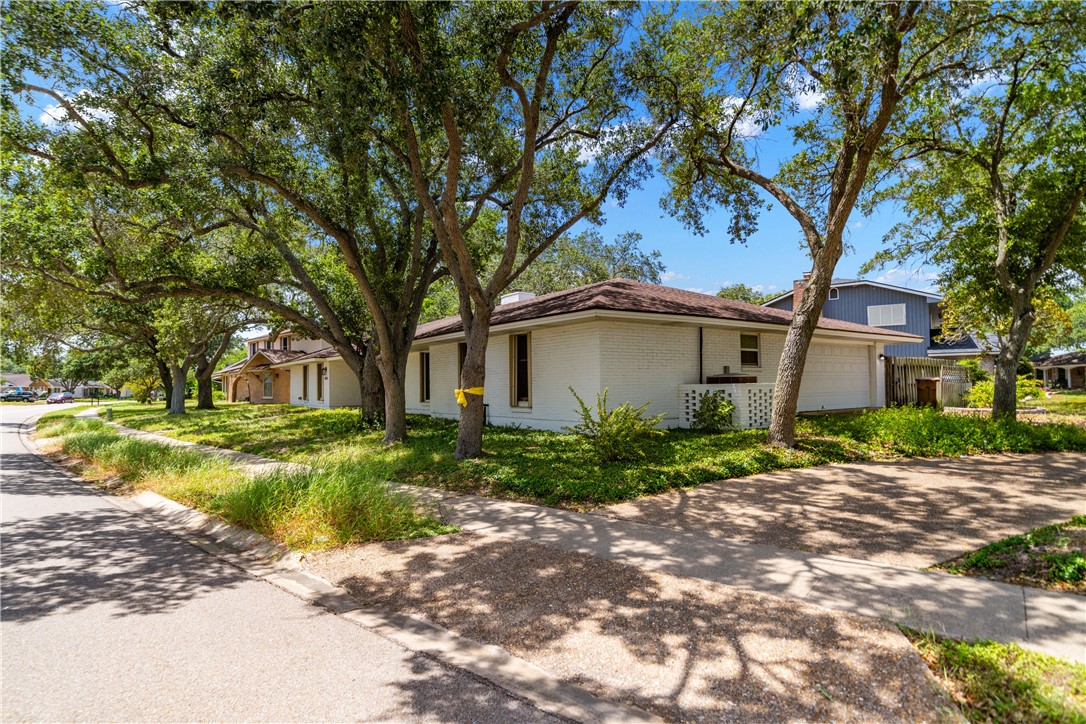 4518 Congressional Drive Corpus Christi TX 78413