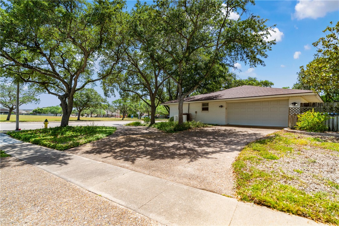 4518 Congressional Drive Corpus Christi TX 78413