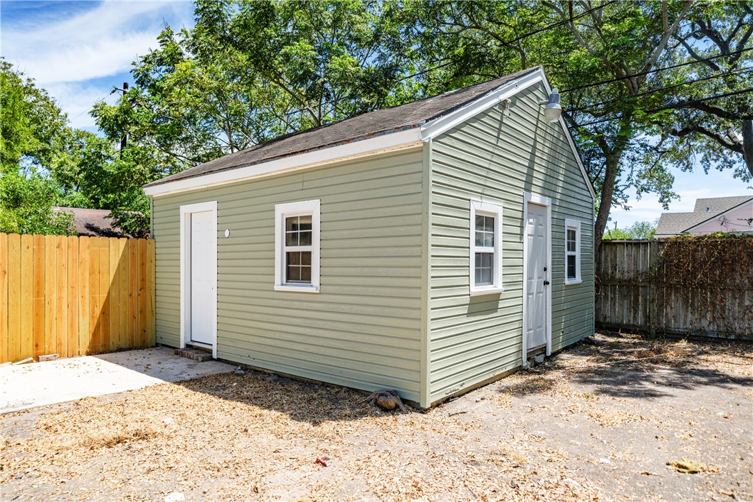 621 Atlantic Street Corpus Christi TX 78404