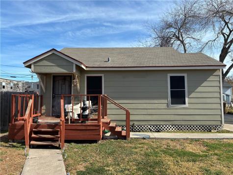 2704 Willard Street Corpus Christi TX 78404