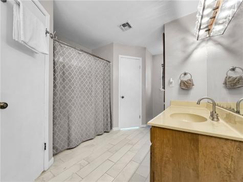 2413 Cricket Hollow Street Corpus Christi TX 78414