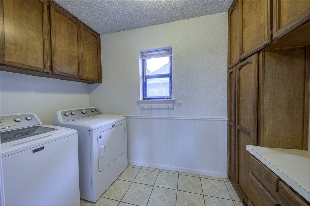 2413 Cricket Hollow Street Corpus Christi TX 78414